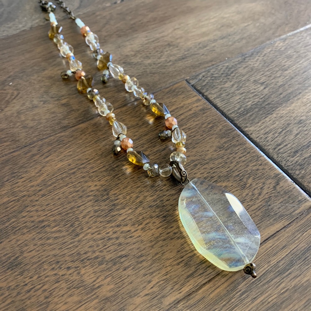 Unique and Fun Necklace - Picture 3 of 5